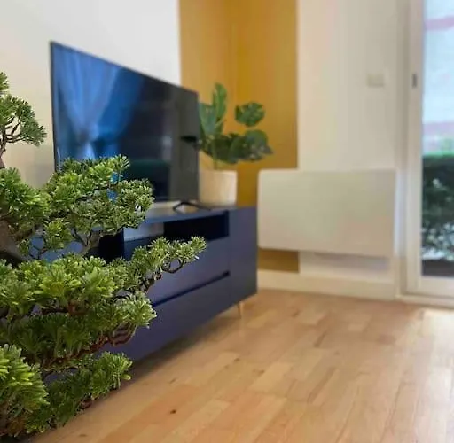 George 5 + Parking Prive Et Securise Appartement